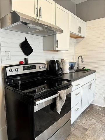 319 W 3rd Street, Maryville, MO 64468