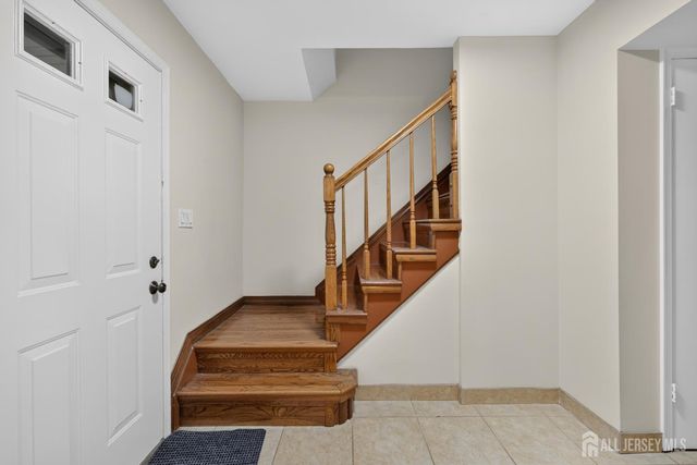 2 Dennison Place, Plainsboro, NJ 08536