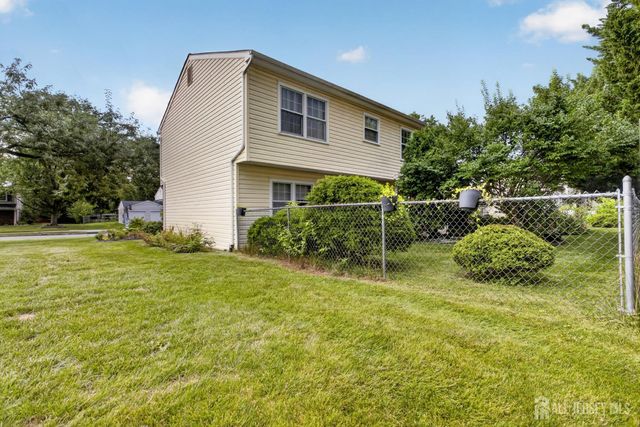 2 Dennison Place, Plainsboro, NJ 08536