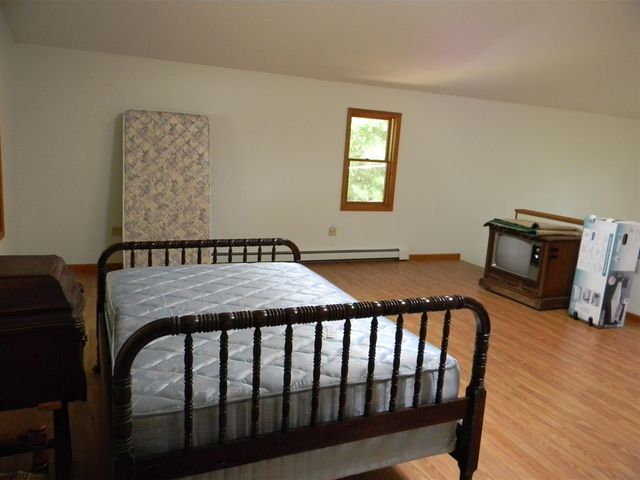 6383 S Lakeshore Drive, Pentwater, MI 49449