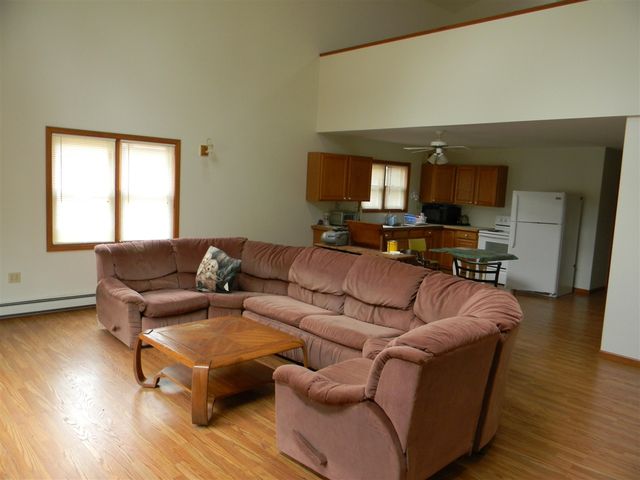 6383 S Lakeshore Drive, Pentwater, MI 49449