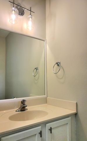 2124 Oakmont Drive, Riviera Beach, FL 33404