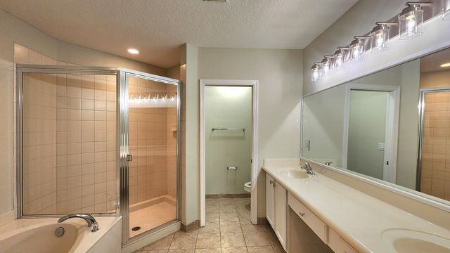 2124 Oakmont Drive, Riviera Beach, FL 33404