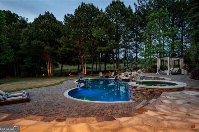 4915 Kettle River Point, Suwanee, GA 30024
