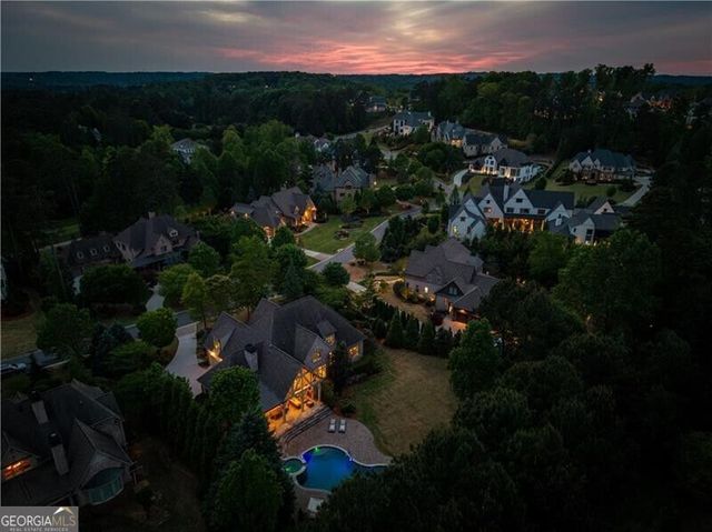4915 Kettle River Point, Suwanee, GA 30024