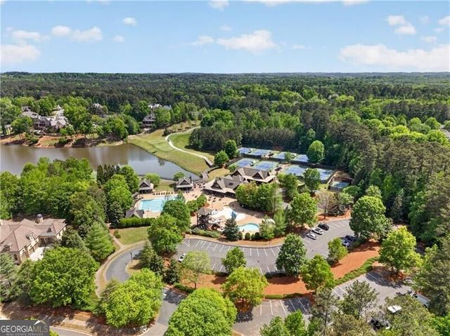 4915 Kettle River Point, Suwanee, GA 30024