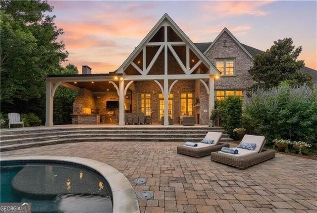 4915 Kettle River Point, Suwanee, GA 30024