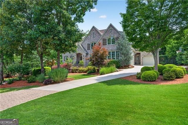 4915 Kettle River Point, Suwanee, GA 30024