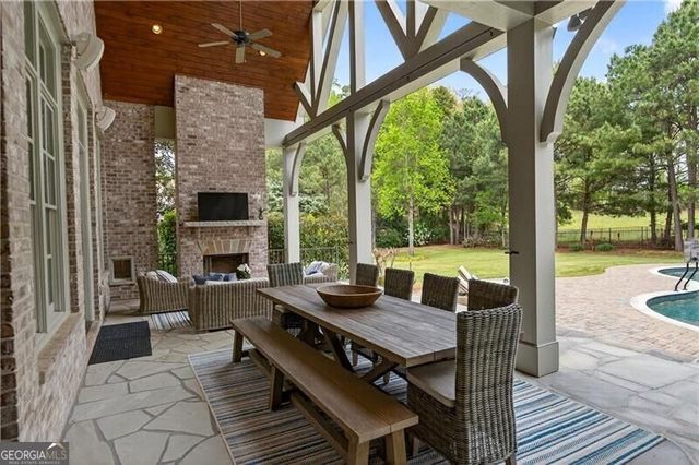 4915 Kettle River Point, Suwanee, GA 30024