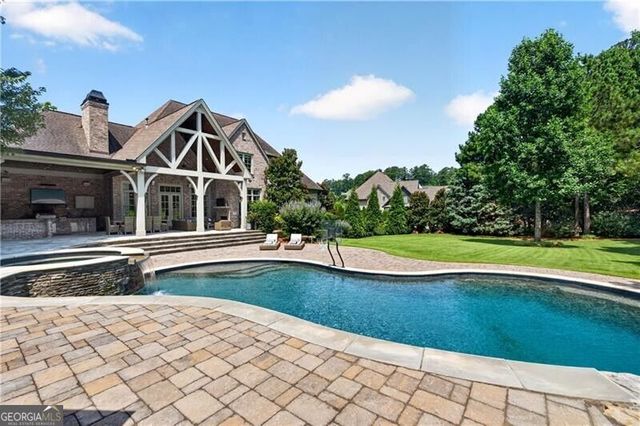 4915 Kettle River Point, Suwanee, GA 30024