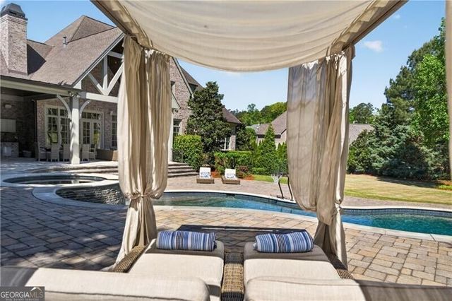 4915 Kettle River Point, Suwanee, GA 30024