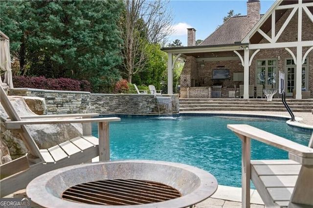 4915 Kettle River Point, Suwanee, GA 30024