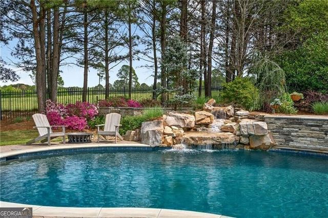 4915 Kettle River Point, Suwanee, GA 30024