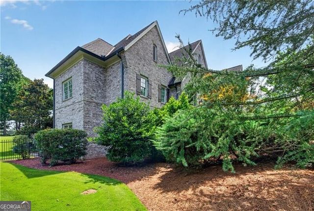 4915 Kettle River Point, Suwanee, GA 30024