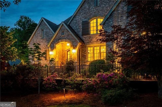4915 Kettle River Point, Suwanee, GA 30024