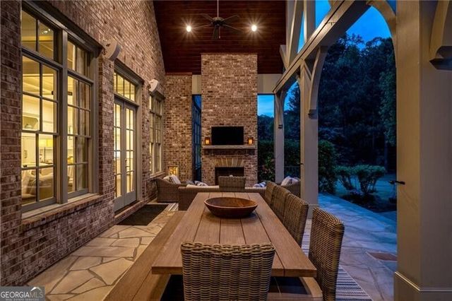 4915 Kettle River Point, Suwanee, GA 30024
