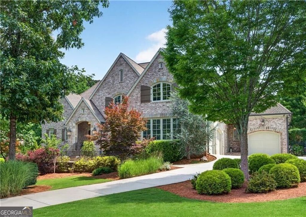 4915 Kettle River Point, Suwanee, GA 30024