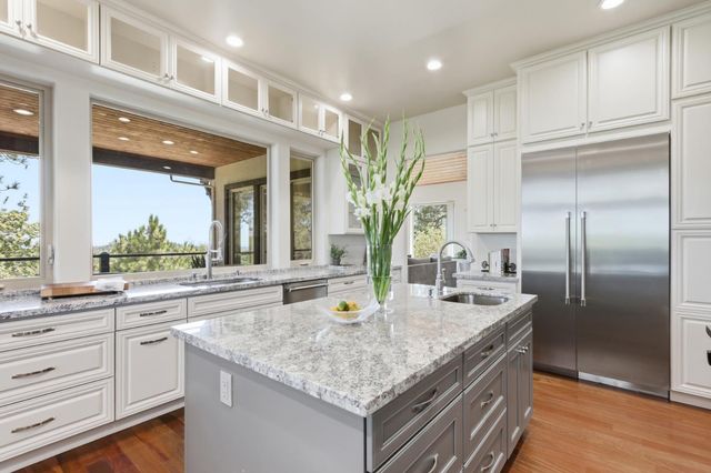 1119 Holly Leaf Ln, Meadow Vista, CA 95722