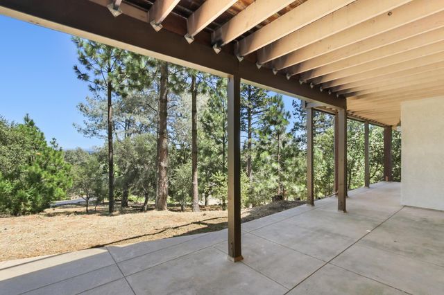 1119 Holly Leaf Ln, Meadow Vista, CA 95722