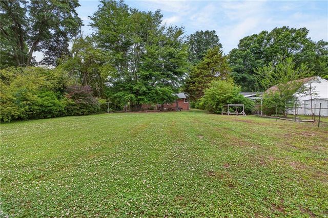 701 Forrest DR, Newport News, VA 23601