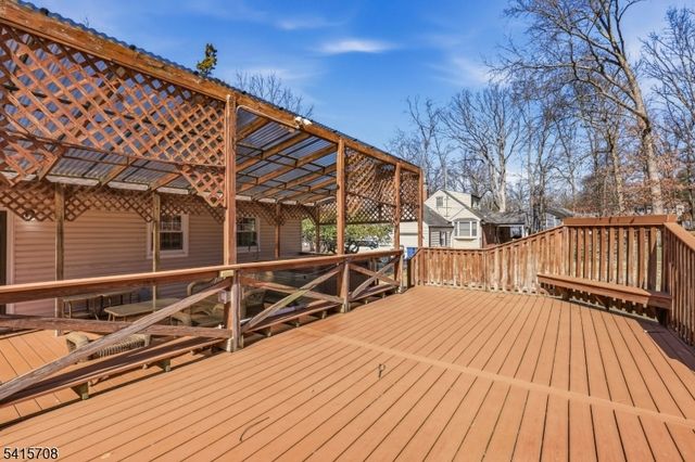 55 Stella Dr, Bridgewater Twp., NJ 08807