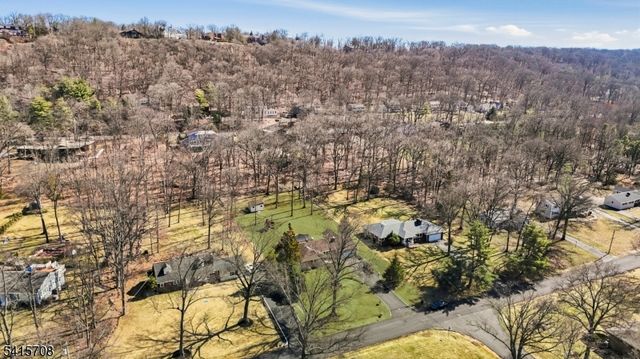 55 Stella Dr, Bridgewater Twp., NJ 08807