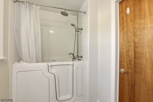 55 Stella Dr, Bridgewater Twp., NJ 08807