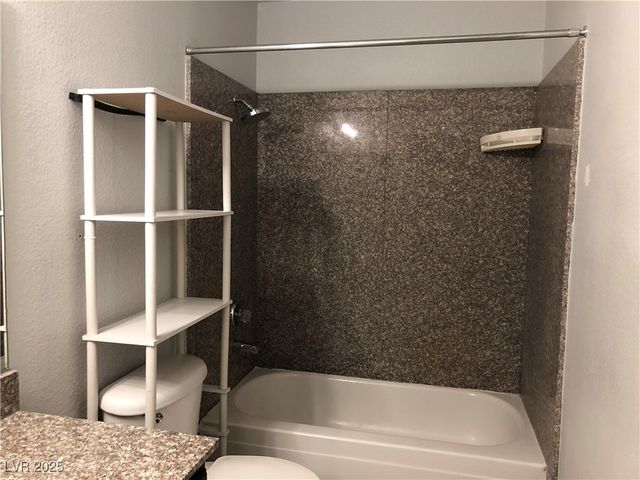 4943 Indian River Drive 140, Las Vegas, NV 89103