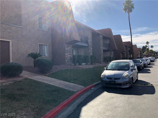 4943 Indian River Drive 140, Las Vegas, NV 89103