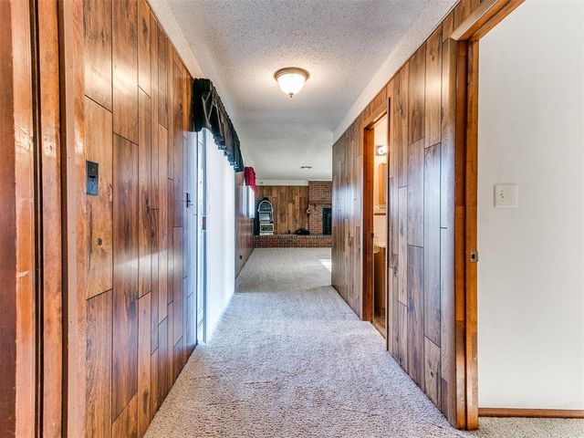 877 NW 14th Street, Moore, OK 73160