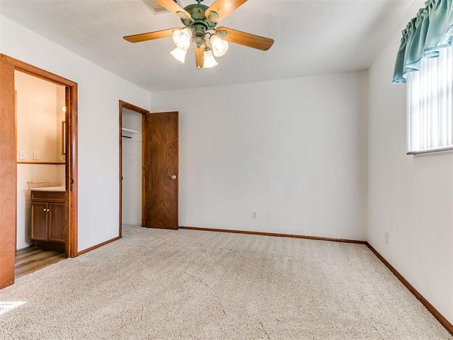 877 NW 14th Street, Moore, OK 73160