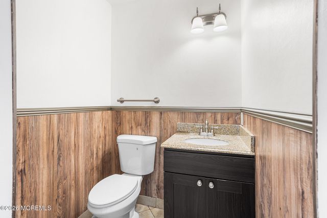 569 Buttonwood Drive, Jackson, NJ 08527