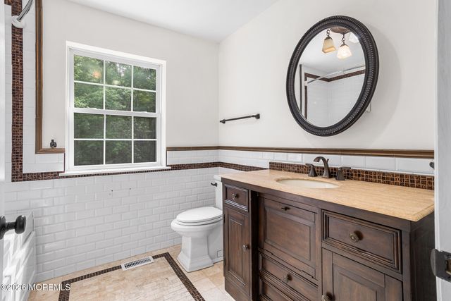 569 Buttonwood Drive, Jackson, NJ 08527