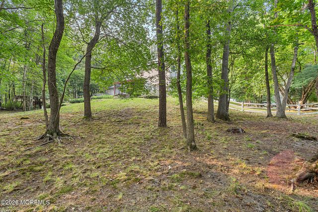 569 Buttonwood Drive, Jackson, NJ 08527