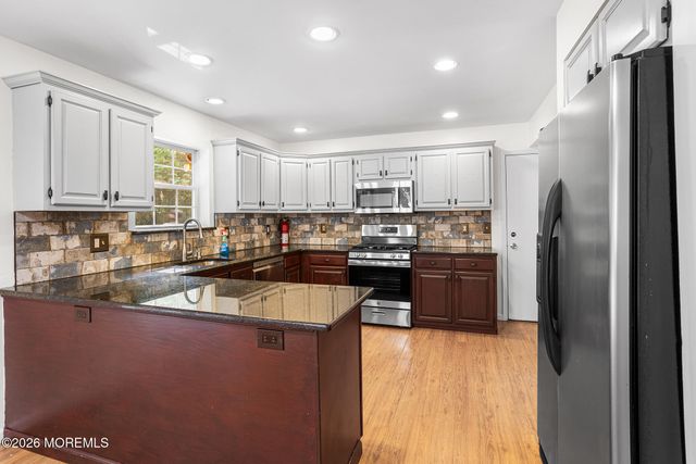 569 Buttonwood Drive, Jackson, NJ 08527