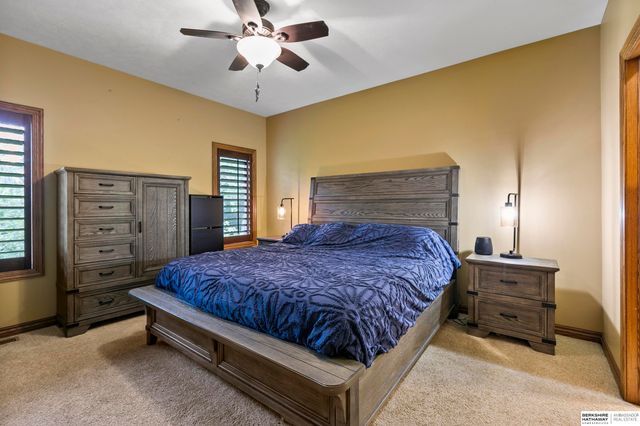 6180 Franciscan Drive, Lincoln, NE 68526