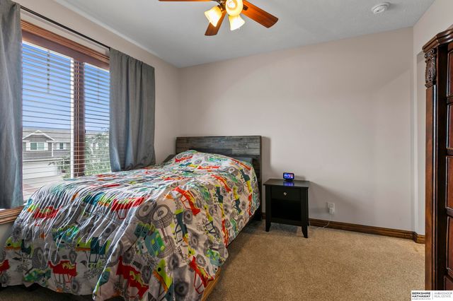 6180 Franciscan Drive, Lincoln, NE 68526