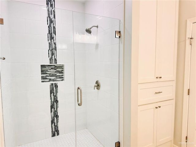 5506 N Crown Point, Pharr, TX 78577