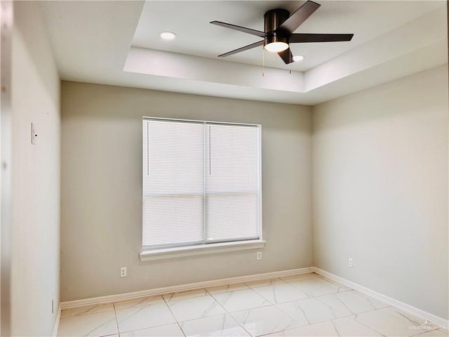 5506 N Crown Point, Pharr, TX 78577