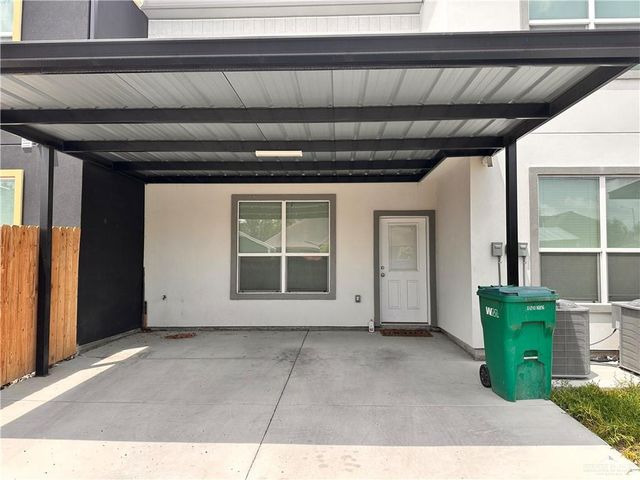 5506 N Crown Point, Pharr, TX 78577