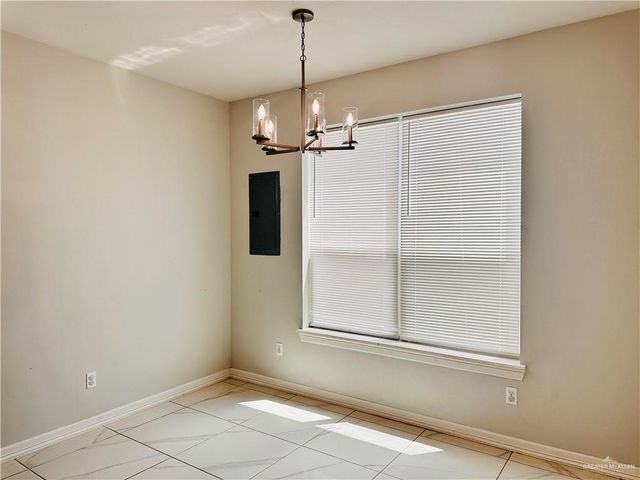 5506 N Crown Point, Pharr, TX 78577