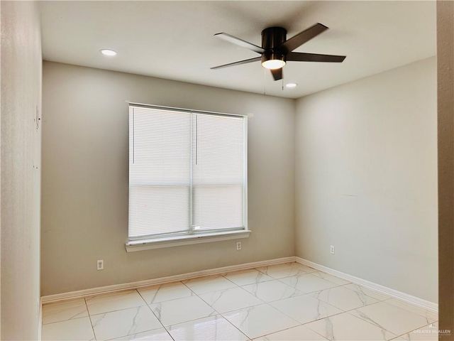 5506 N Crown Point, Pharr, TX 78577
