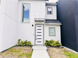 5506 N Crown Point, Pharr, TX 78577