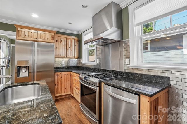 23 Lanvale Avenue, Asheville, NC 28806