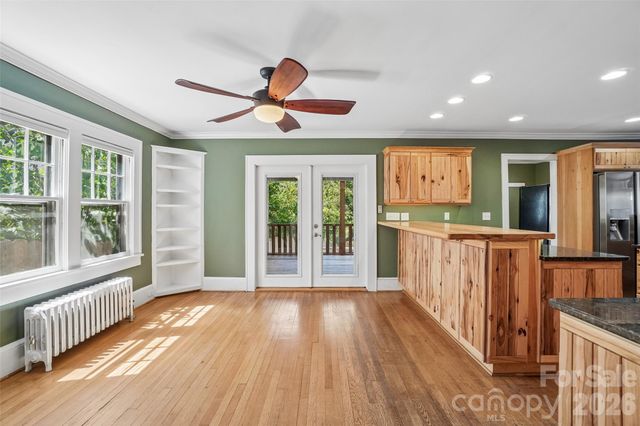 23 Lanvale Avenue, Asheville, NC 28806