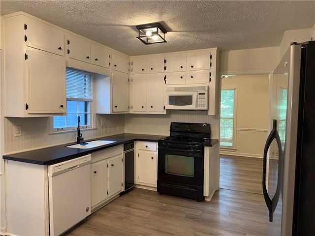 1253 Tinderbox Lane NW, Kennesaw, GA 30144
