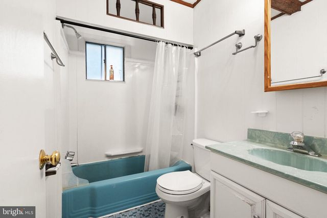 1412 PATRICK CIR SW, Vienna, VA 22180