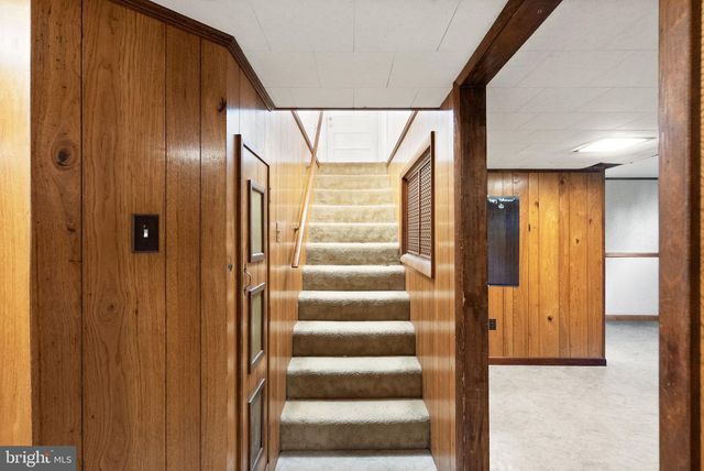 1412 PATRICK CIR SW, Vienna, VA 22180