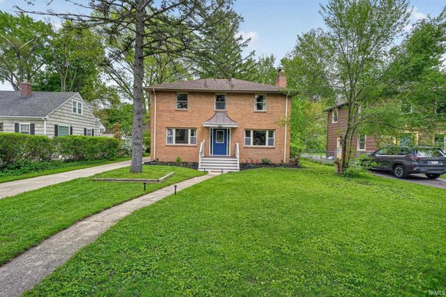 1846 College Street, South Bend, IN 46628