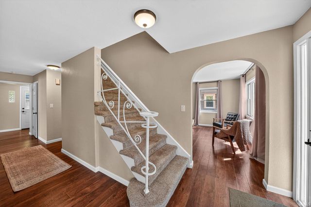 1846 College Street, South Bend, IN 46628